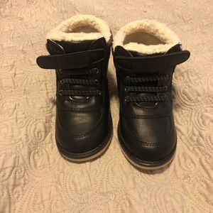 NWOT toddler boy shoes